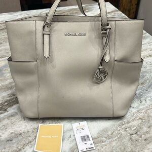 Michael Kors Jet Set travel bag